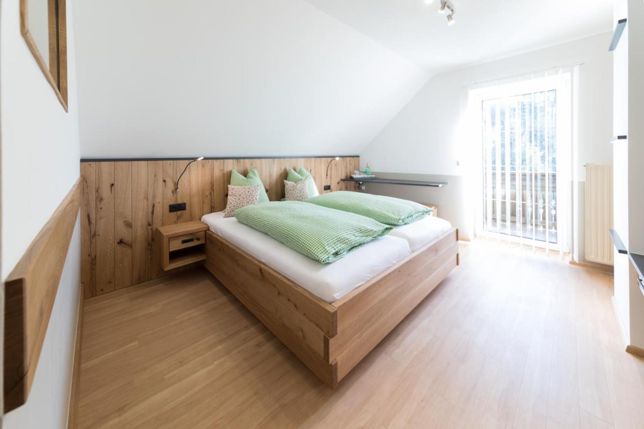 Gasthaus - Gaestehaus Schusterbauer Rein Ngoại thất bức ảnh